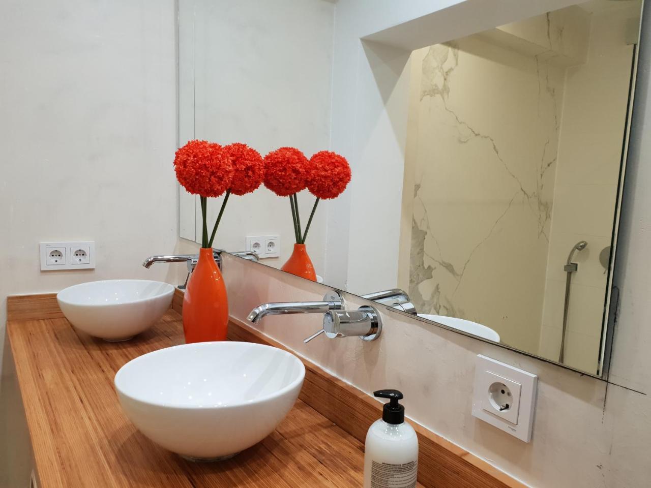 Moderno Y Luminoso Apartamento 塞维利亚 外观 照片